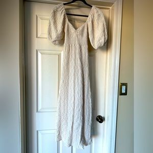 XS Saltwater Luxe Dress Cream Crinkle Leg Slit Bump Friendly Engagement